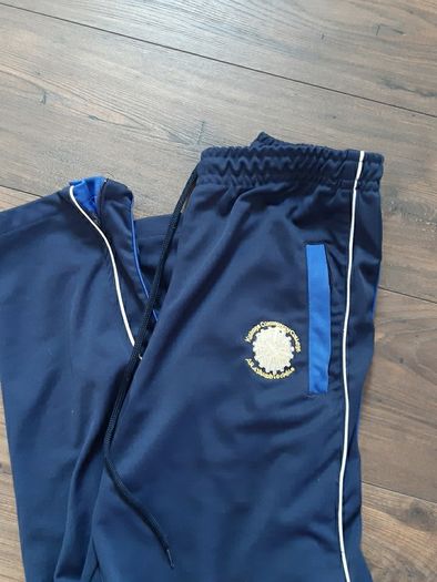 Uniform Kishogue PE jumper and trousers size 13-14 years