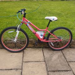 Girls 24 inch bike 12 gear's