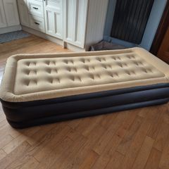 Jysk inflatable single bed