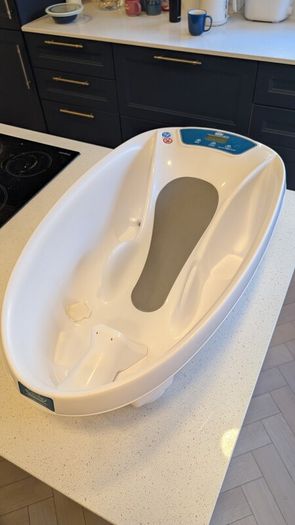 Aquascale V3 Digital Baby Bath