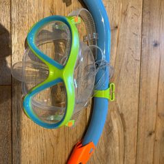 Swimming snorkel