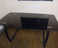 Black glass Dining table