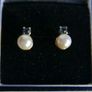Vintage Pearl & Topaz Stud Earrings in 9ct Yellow Gold Plated Image 5