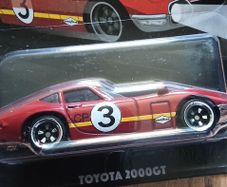 Hot Wheels TOYOTA 2000 New On Card