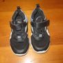 Reebok    size junior 8 Image 2