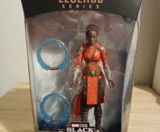 Marvel Legends Nakia
