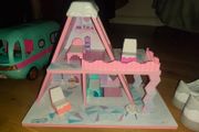 L.O.L Ski chalet and doll