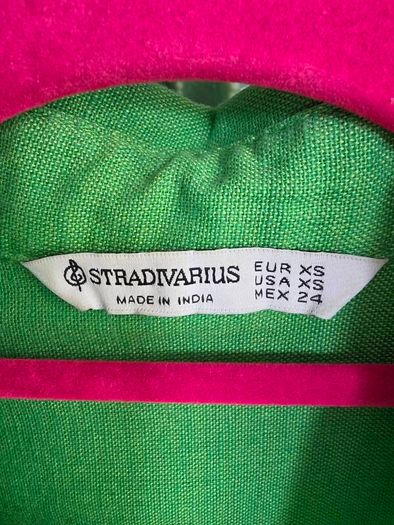 Stradivarius green shirt