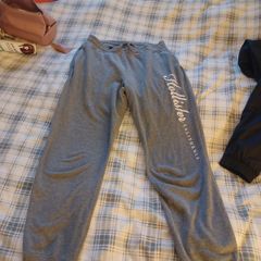Hollister tracksuit bottom
