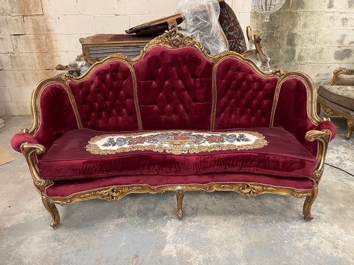 Large red with gold 3 seater nice and in good condition fully restored to a high quality  Reduced price to sell