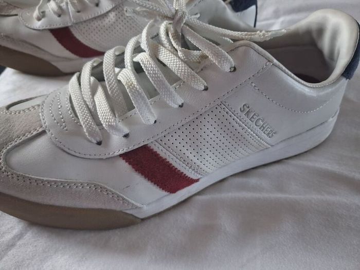 Sketchers Size 6 /39