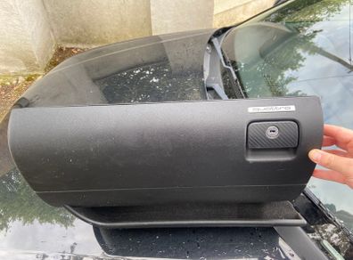 Audi S3 Quattro Glovebox