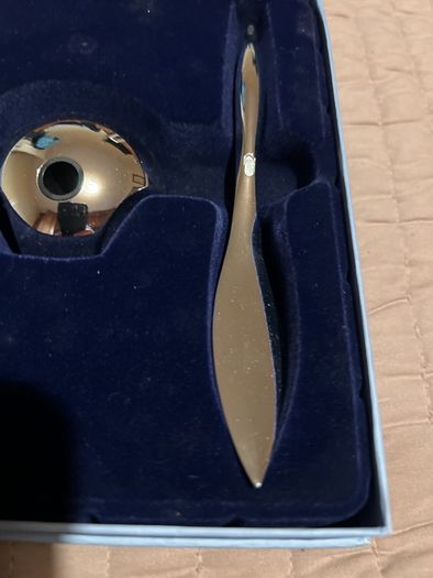 Newbridge Silverware Quill Pen & Holder