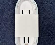 USB-C to magsafe 3 cable