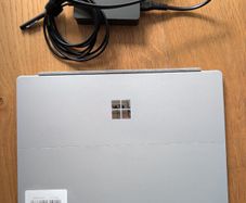 Microsoft Surface Pro 7 i5 / 8GB RAM / 256GB SSD (Platinum) with TypeCover