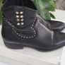 OYVE Black Leather Western Style Stars Boots Sz 40 (Fit 7 - 7.5UK) Image 4