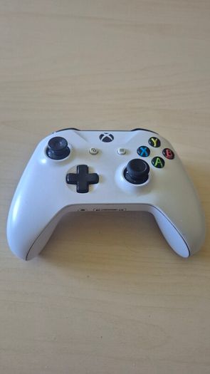 Xbox One X