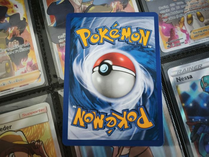 Spoink ! from Ex Dragon Set ! 2003 ! Vintage Pokemon Card !