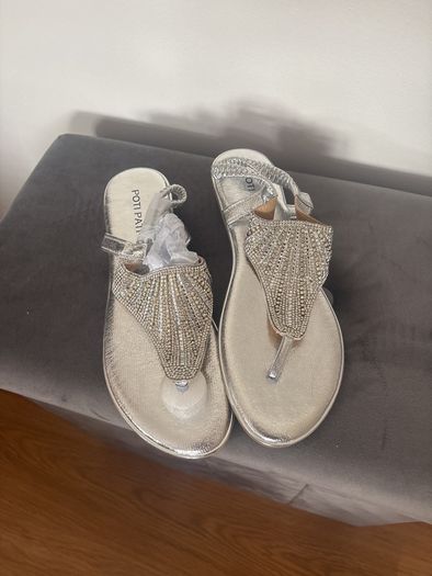 Shoes Flats Zipp Up Back