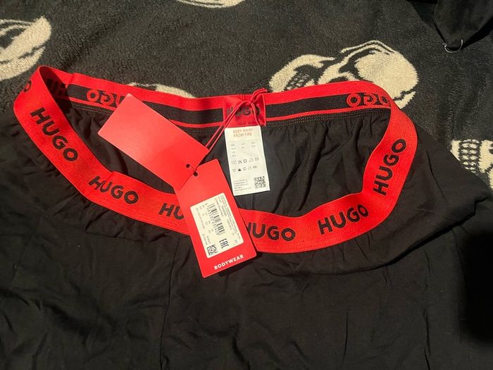 hugo boss shorts with two pockets stretch cotton size large new with tag