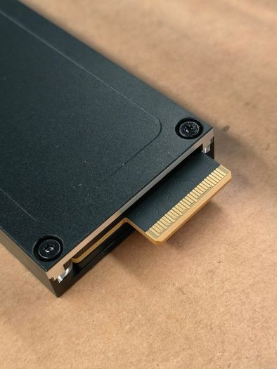 Samsung E1.L PM9D3a Solid State Drive (15.36TB) MZ-EL615T0 (New Witout Packaging)