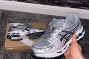 ASIC Gel Kayano 14 size 8 UK