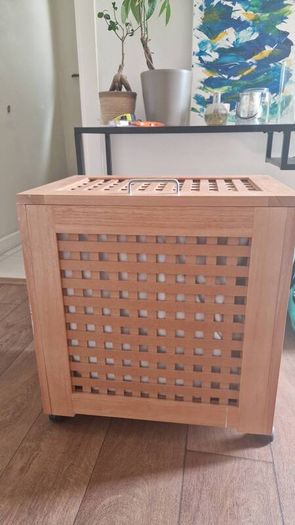 Storage basket