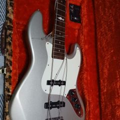 Bass body