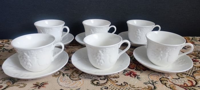Wedgwood Strawberry and Vine.