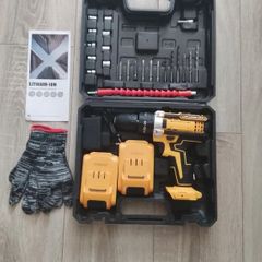 Cordless drill with 2 batteries/ Drill driver