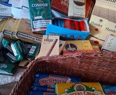 Smoking memorabilia