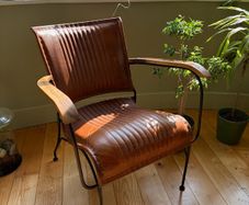 Bottega leather chair