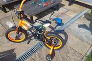 Kids 14" Strike Bike with Stabilisers - Age 3 to 6 Years