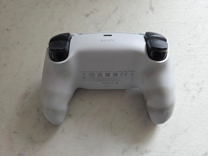 PS5 controller