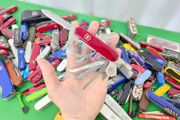 Vintage 1980s Victorinox Champion Discontinued Collectable Swiss Army Knife 91mm