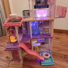 Barbie House