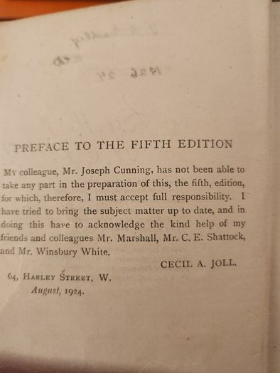 Aids To Surgery. By Joseph Cunning And Cecil A. Joll. 5th Edition 1924 Hardback In Fair Condition. See Photos For Same.