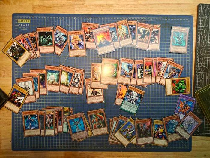 Yu - Gi - Oh! Card Decks, Tins and Mat