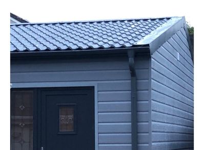 Roof tile