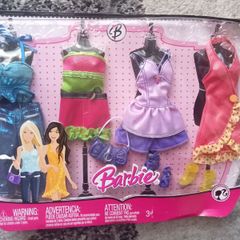 Barbie 2008 Fashion Fever Outfit