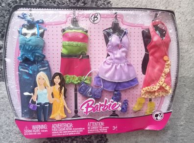 Barbie 2008 Fashion Fever Outfit