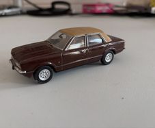 Vanguards Ford Cortina Mk4