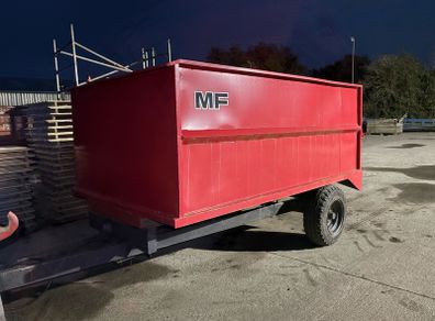 New Build Tipping trailer in as new Condition 9.5ft x 6ft wide