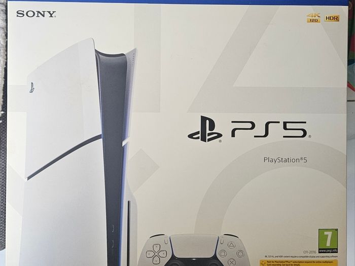 PlayStation 5 Disc Edition (1TB) - Excellent Condition + Official Controller