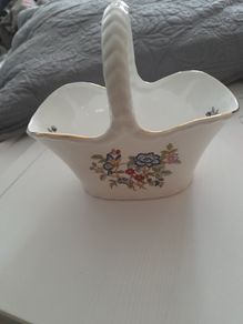porcelain basket Tara