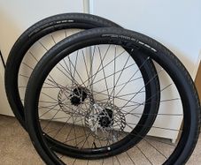 Giant SX2 Tubeless Gravel Wheelset + Gavia Fondo AR 2 Tires & 160mm Rotors
