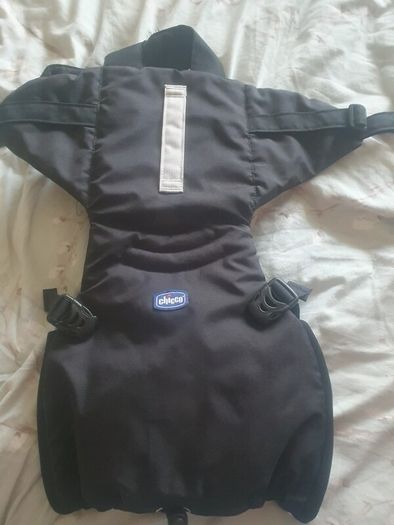 Chicco Baby sling  / Harness