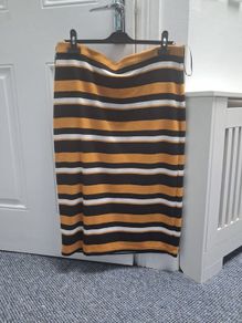 Ladies skirt