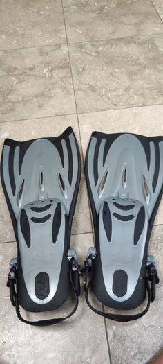 Typhoon T-Jet Fins size adjustable (3 available)