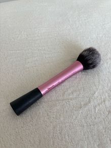 Real Techniques Blush Brush